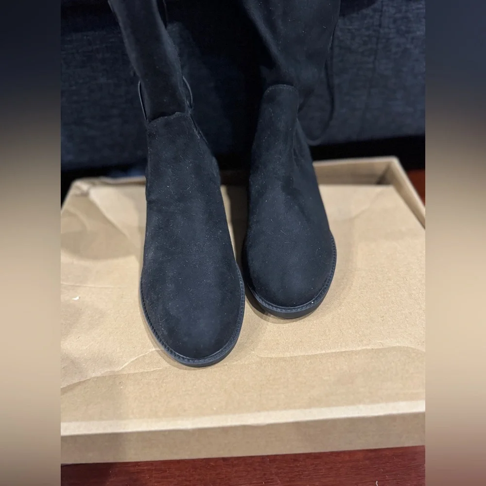 Fashion Nova Ramona Flat Black over the knee Boots Size 7.5